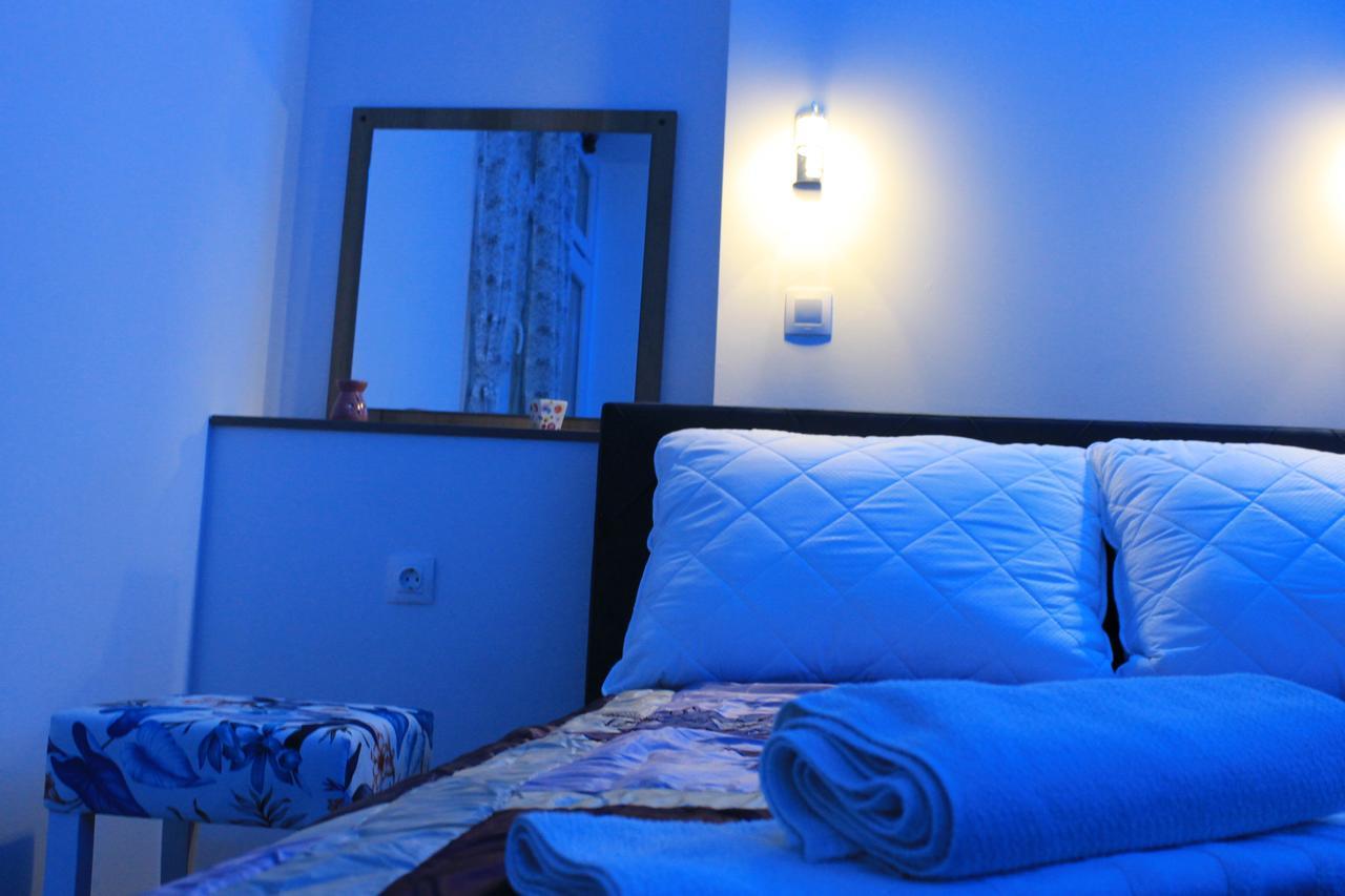 מוסטר "E&S" Apartment מראה חיצוני תמונה