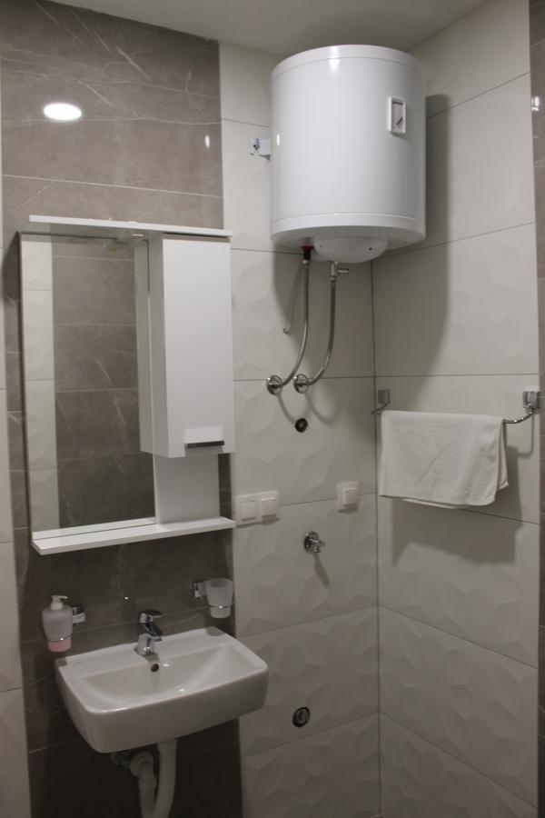 מוסטר "E&S" Apartment מראה חיצוני תמונה